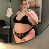 selaviecurves from onlyfans