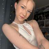 507336414094958594 from fansly