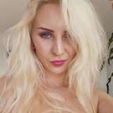 manicpixiedreamwife from onlyfans