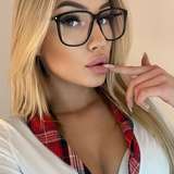 mila.sky from onlyfans