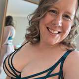 eminlingerie from onlyfans