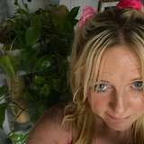 livelovelaugh1985 from onlyfans